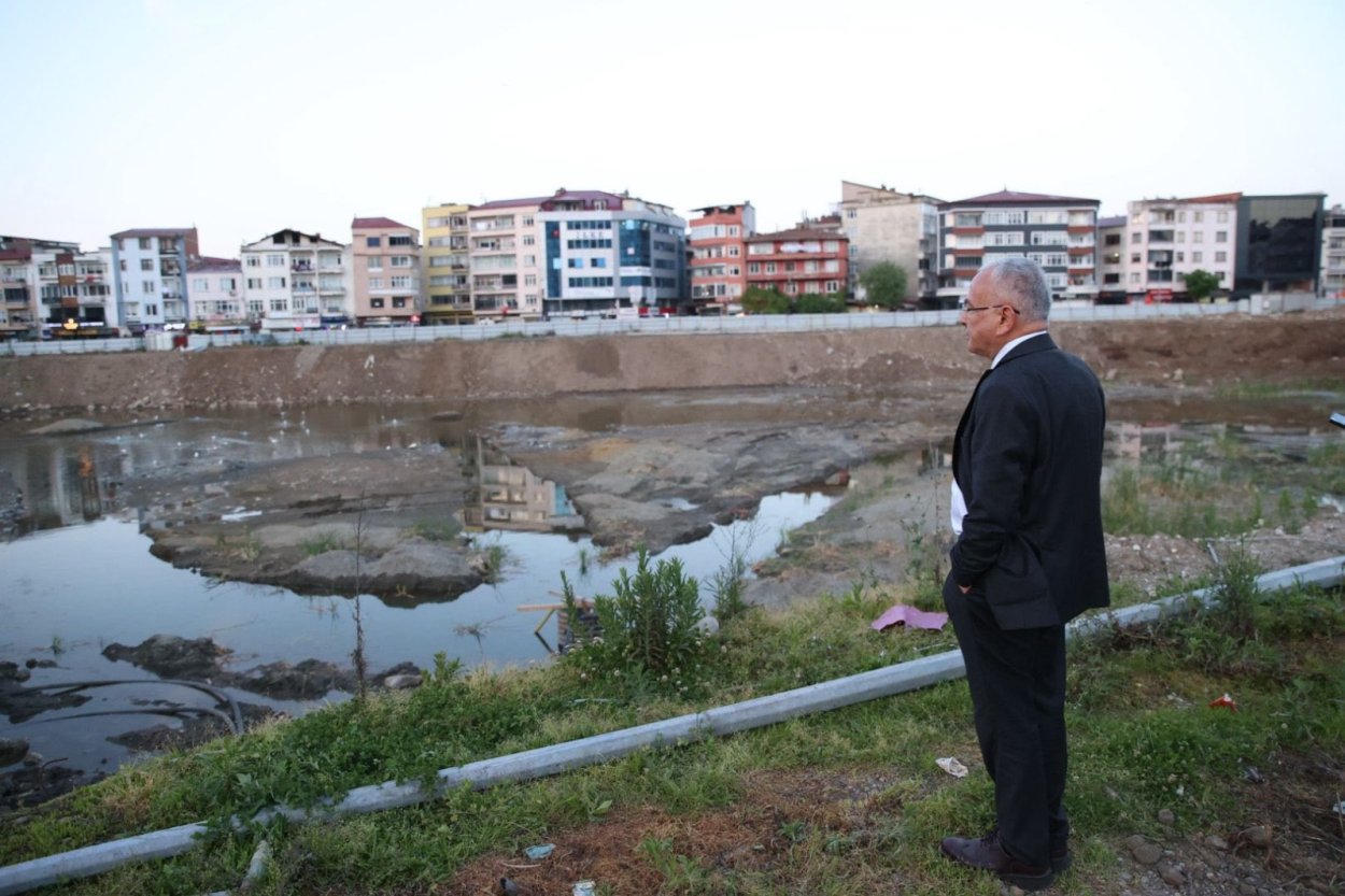 2 BİN ARAÇLIK OTOPARK İNŞAATI BAŞLADI