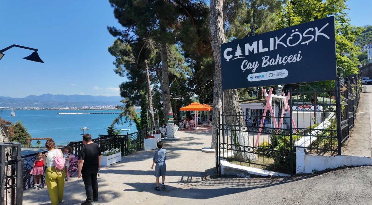 ALTINORDU SAHİLİNDE DOĞAYLA İÇ İÇE BİR MEKAN: ÇAMLIKÖŞK ÇAY BAHÇESİ
