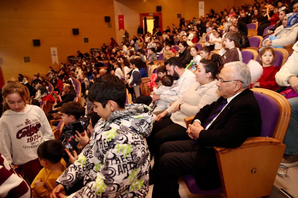 BAŞKAN GÜLER DURMUYOR