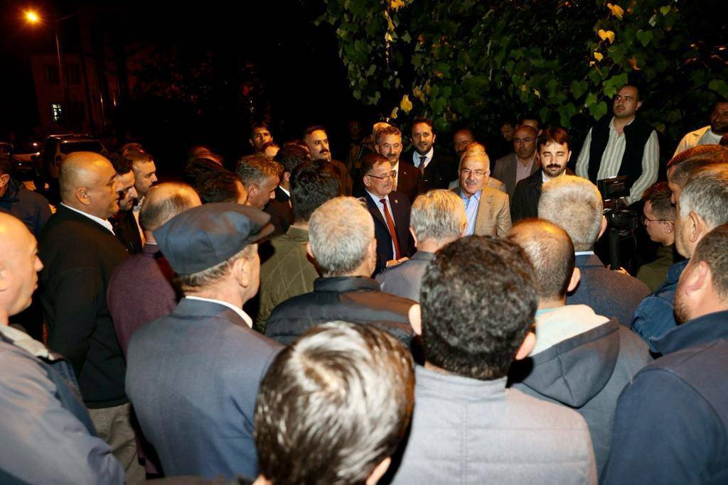BAŞKAN GÜLER’E ÇATALPINAR’DA SEVGİ SELİ