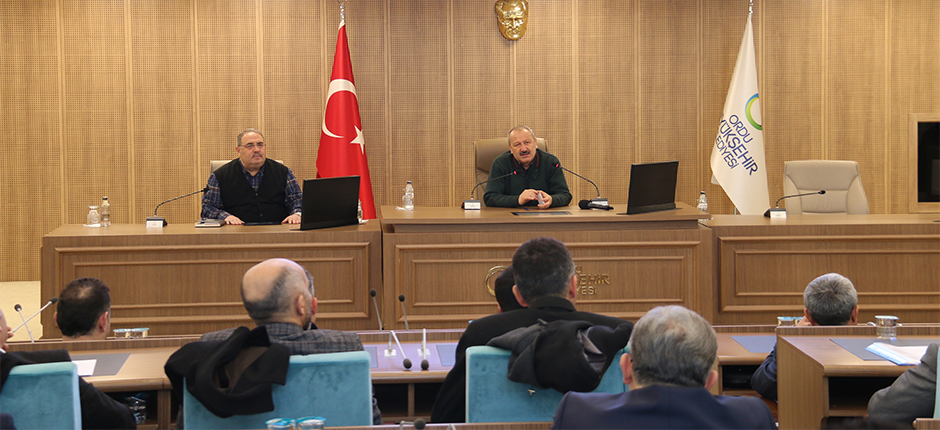 BÜYÜKŞEHRİN ÇALIŞMALARI MASAYA YATIRILDI