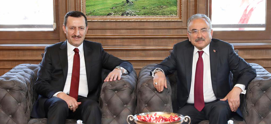 EMRULLAH İŞLER’DEN BÜYÜKŞEHİR’E ZİYARET