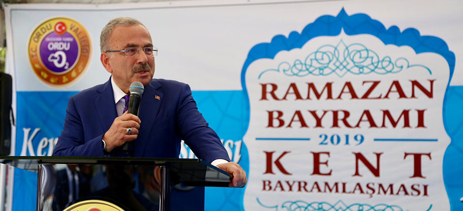 HİLMİ GÜLER: “DÜŞÜNEN ORDU, ÜRETEN ORDU VE YARIŞAN ORDU İÇİN YARIŞMALIYIZ”