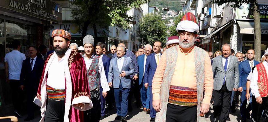 HİLMİ GÜLER: 