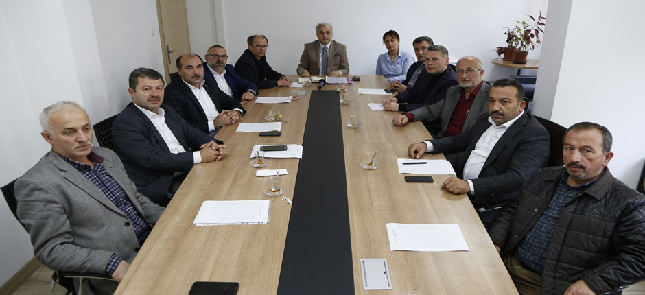 MUHTARLAR DERNEĞİ BAŞKANLARIYLA İSTİŞARE TOPLANTISI YAPILDI