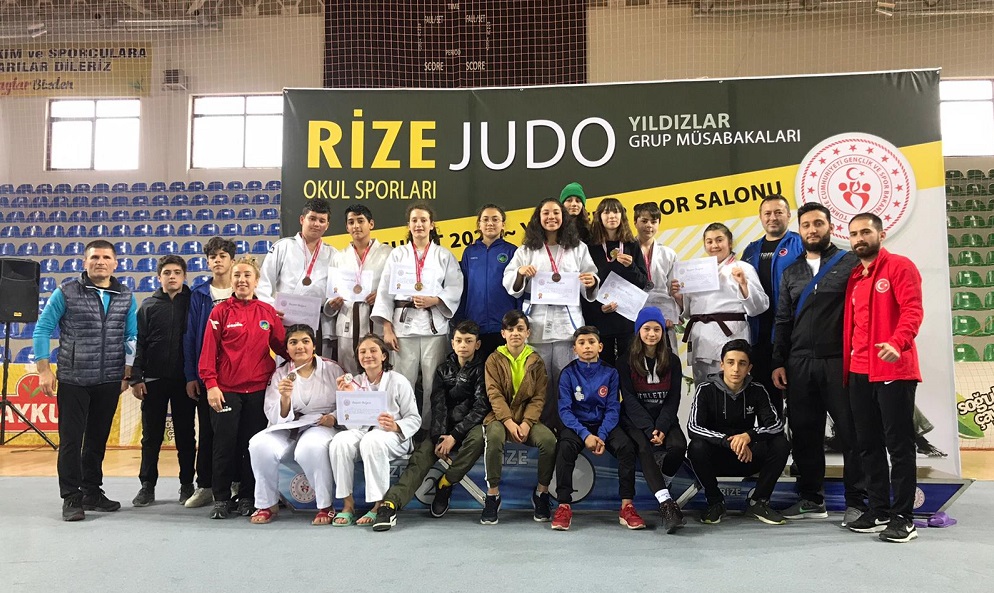 RİZE’DE ORDU FIRTINASI ESTİ