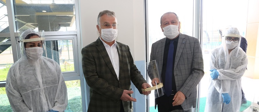 ŞOFÖR ESNAFINA SİPERLİ MASKE DAĞITILDI